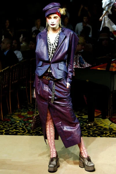 Look 24